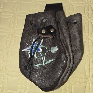 Embroidered Leather Pouch with Floral Design. HHCP